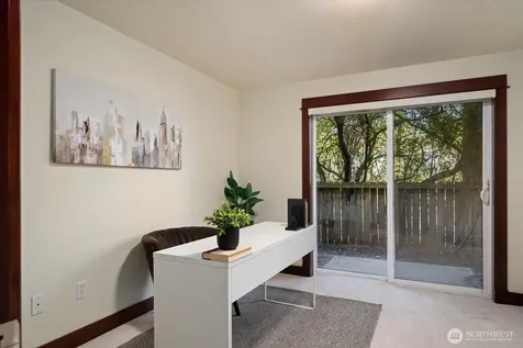2205 NE 92nd Street Seattle WA 98115