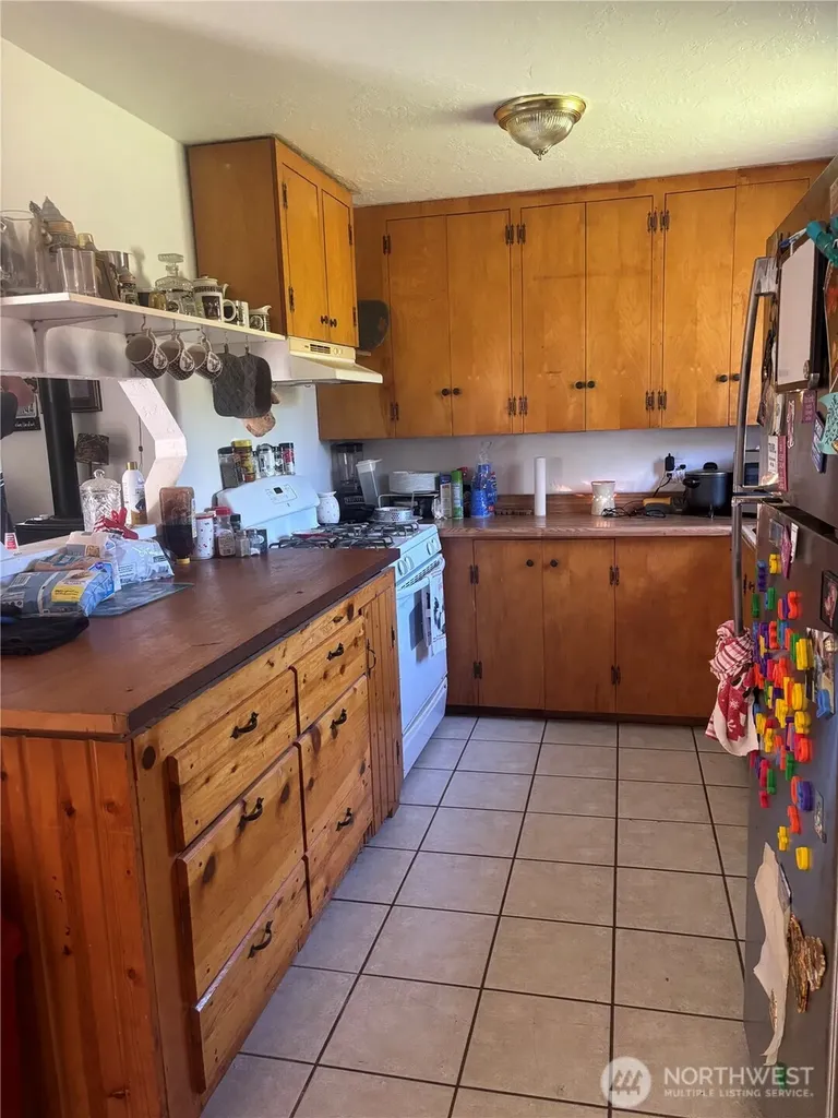 110 May Sequim WA 98382