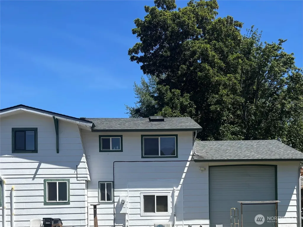 110 May Sequim WA 98382