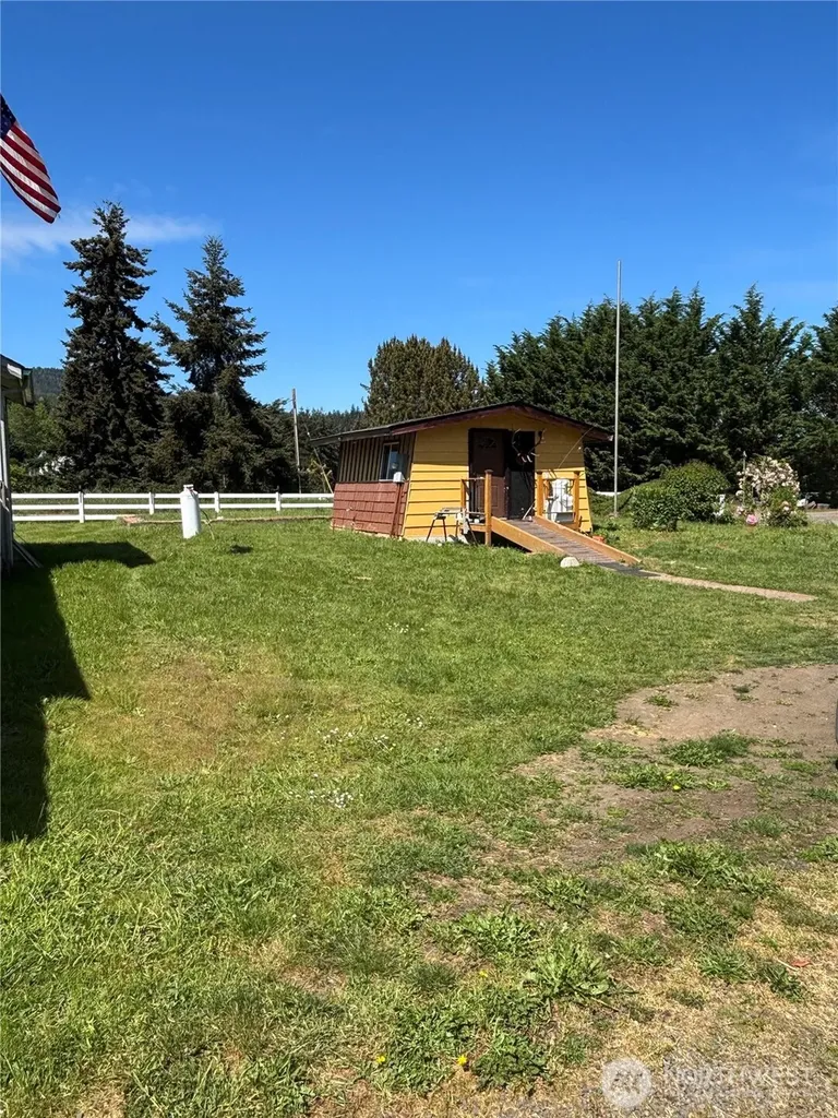 110 May Sequim WA 98382