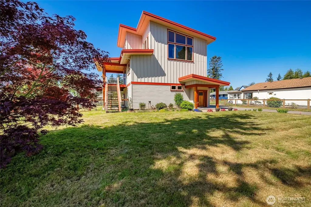 8285 Sunset Street Blaine WA 98230