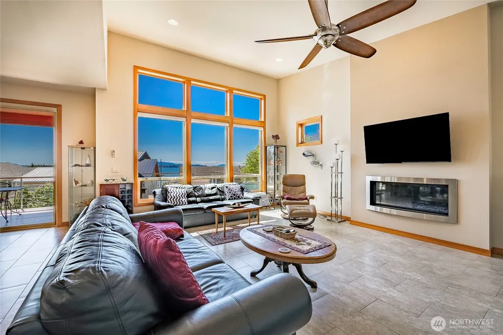 8285 Sunset Street Blaine WA 98230