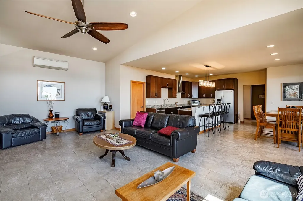 8285 Sunset Street Blaine WA 98230