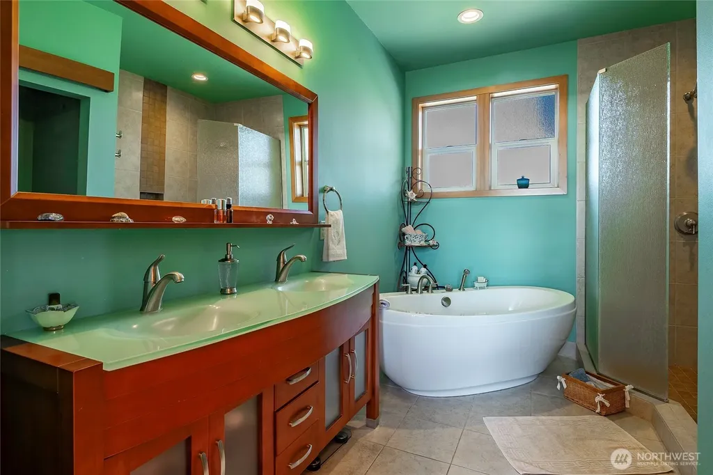 8285 Sunset Street Blaine WA 98230