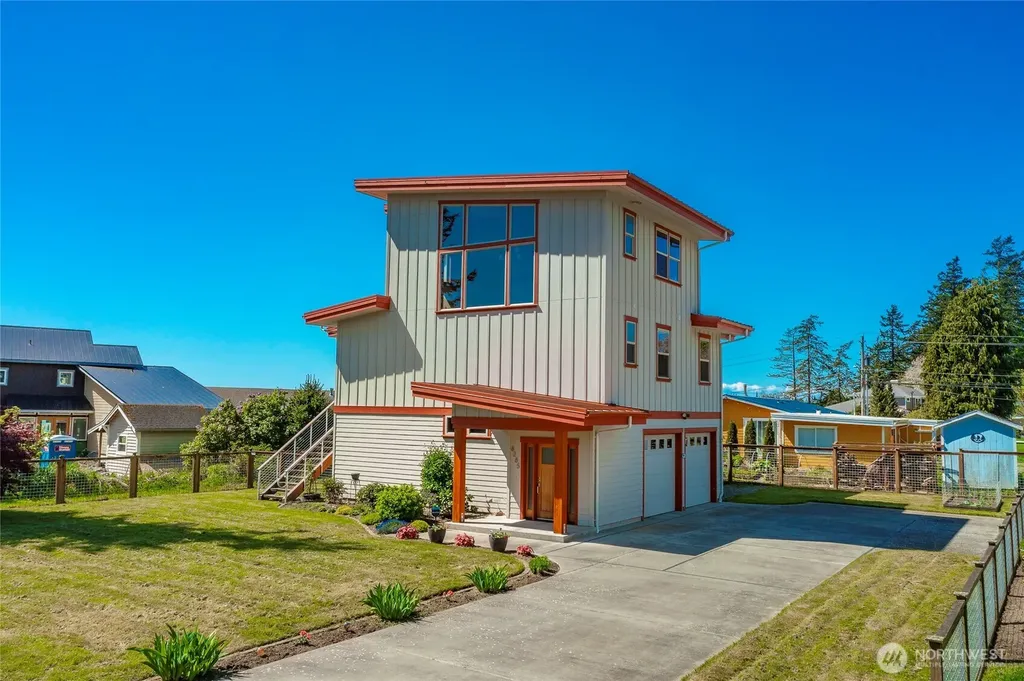 8285 Sunset Street Blaine WA 98230