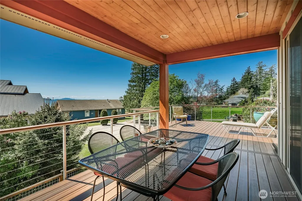 8285 Sunset Street Blaine WA 98230