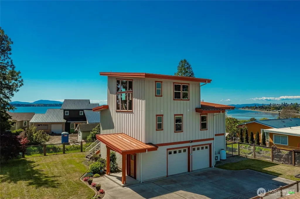 8285 Sunset Street Blaine WA 98230