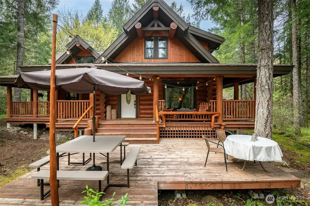 107 Goat Rocks Drive Packwood WA 98361