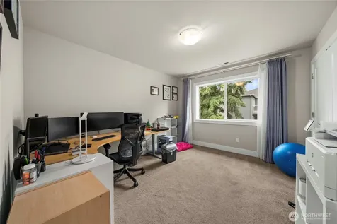 10351 SE 8th Street Bellevue WA 98004