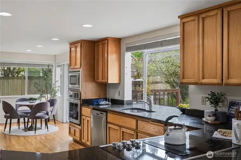 26057 SE 38th Street Sammamish WA 98029