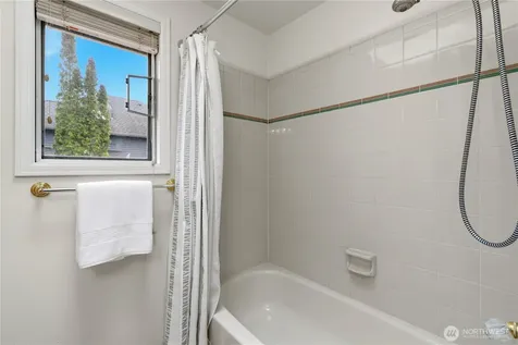 26057 SE 38th Street Sammamish WA 98029