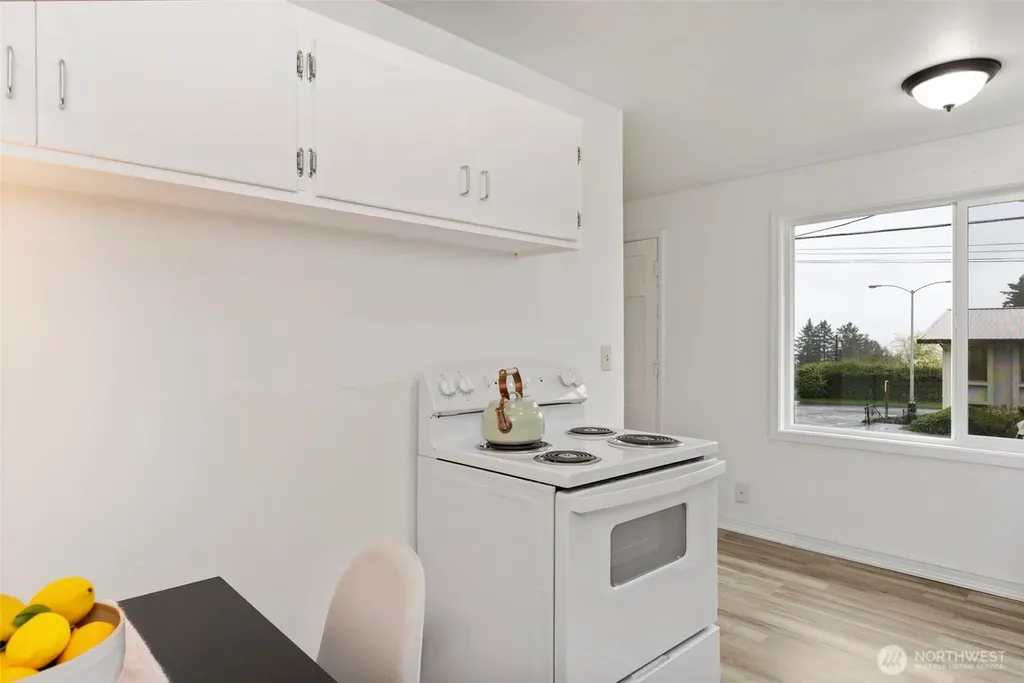 3326 - 3328 Halverson Avenue Bremerton WA 98310