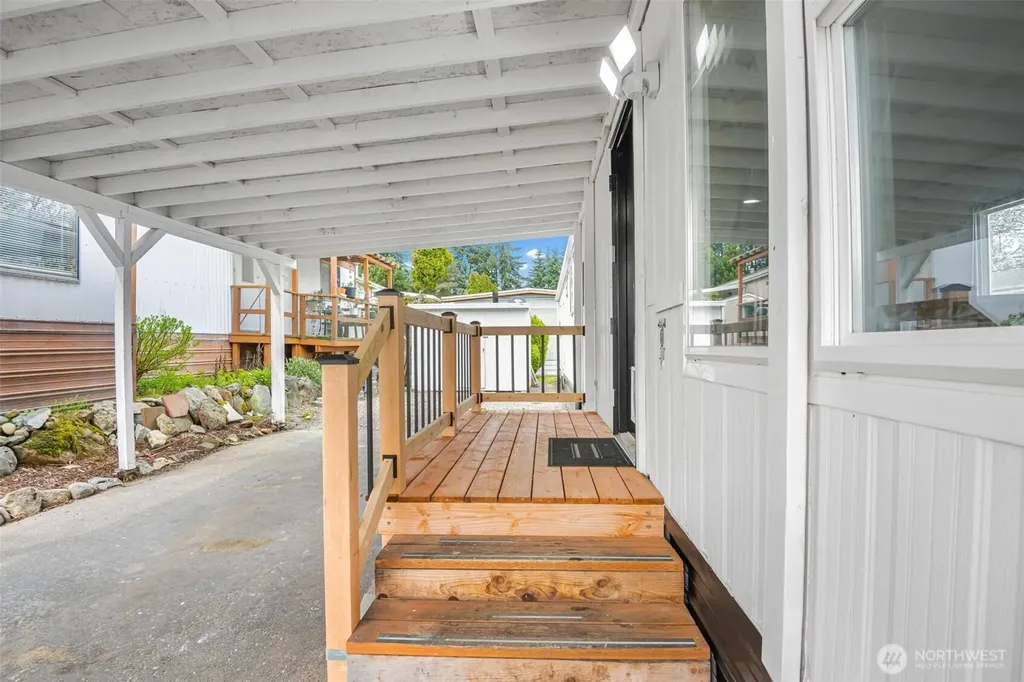 23708 Locust Way Bothell WA 98021