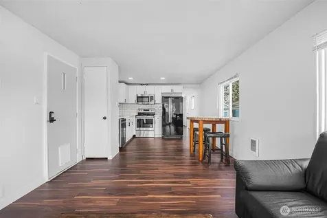 23708 Locust Way Bothell WA 98021