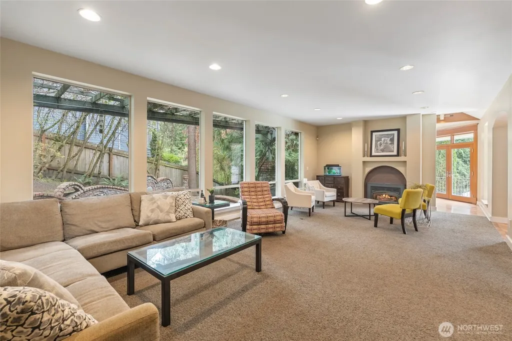 5601 W Mercer Way Mercer Island WA 98040