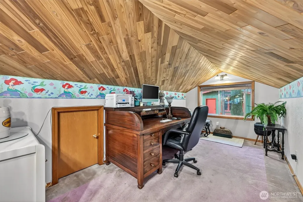 2851 E Mason Lake Drive E Grapeview WA 98546