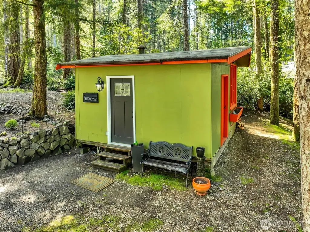 2851 E Mason Lake Drive E Grapeview WA 98546