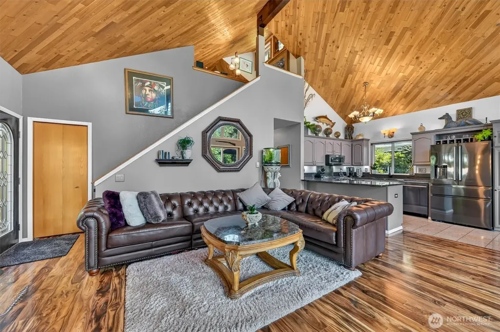 2851 E Mason Lake Drive E Grapeview WA 98546
