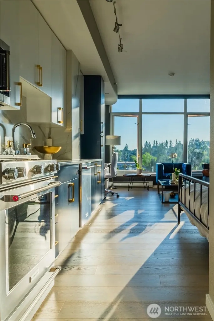 1188 106th Avenue NE Bellevue WA 98004