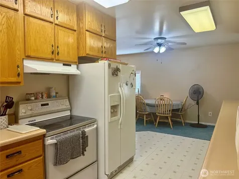 211 W Main Street Almira WA 99103
