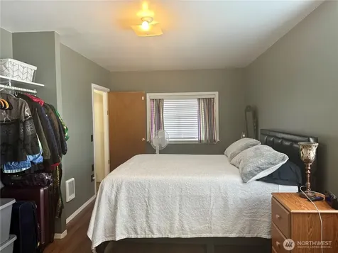 211 W Main Street Almira WA 99103