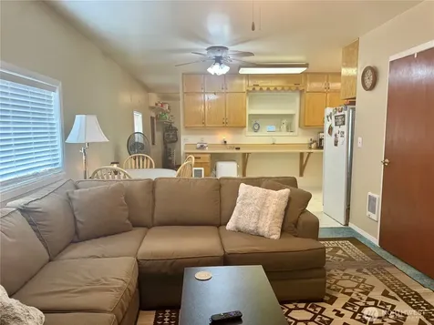 211 W Main Street Almira WA 99103