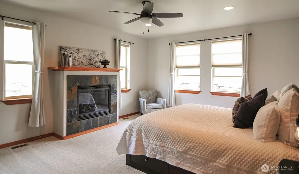 6696 Batterman Road Rock Island WA 98850