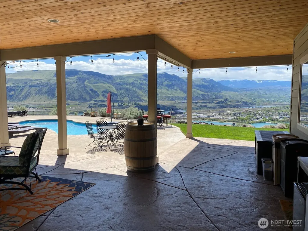 6696 Batterman Road Rock Island WA 98850