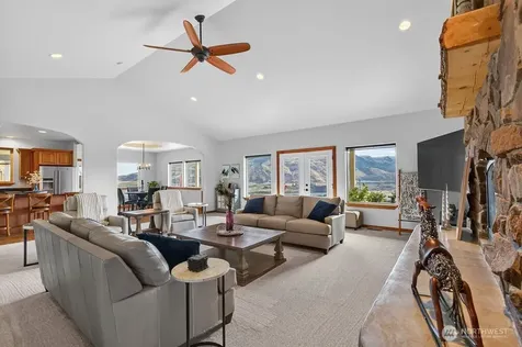 6696 Batterman Road Rock Island WA 98850