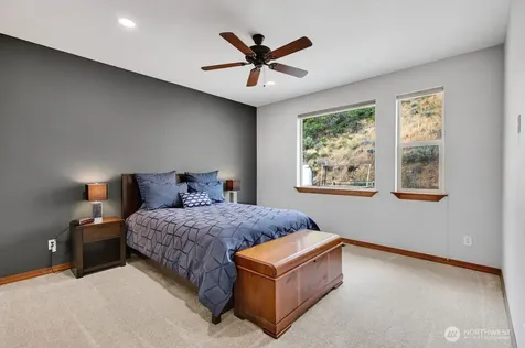 6696 Batterman Road Rock Island WA 98850