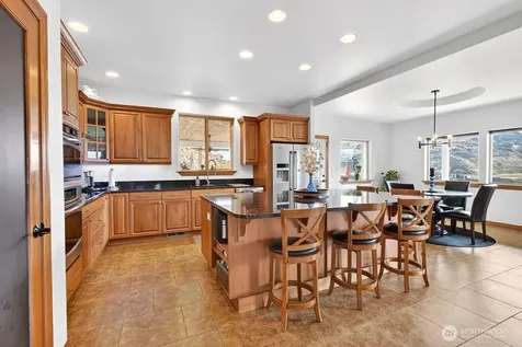 6696 Batterman Road Rock Island WA 98850