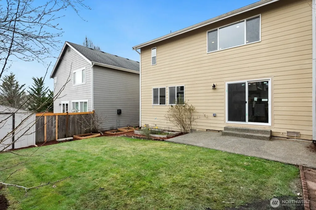 23809 SE 6th Street Sammamish WA 98074