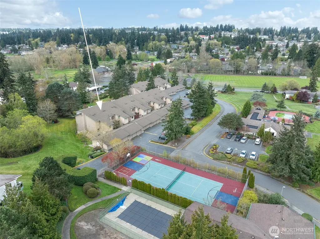 23003 Lakeview Drive Mountlake Terrace WA 98043