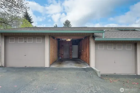 23003 Lakeview Drive Mountlake Terrace WA 98043