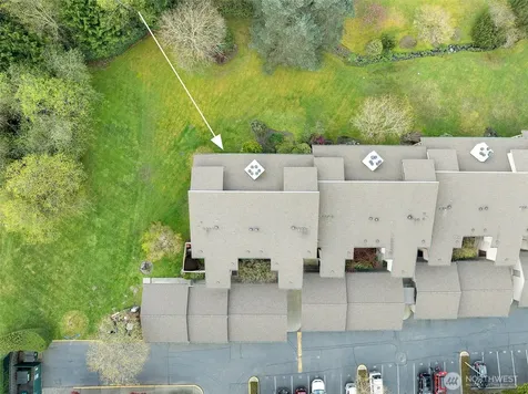 23003 Lakeview Drive Mountlake Terrace WA 98043