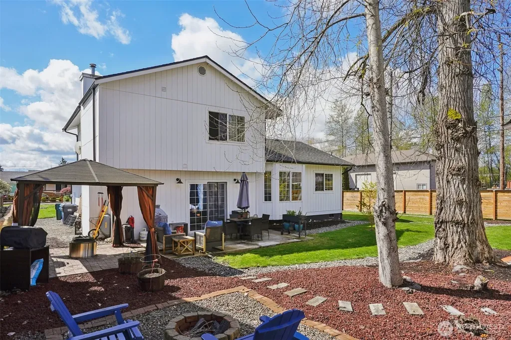 107 105th Street Ct E Tacoma WA 98445