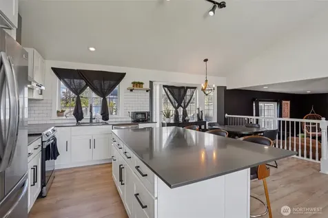 107 105th Street Ct E Tacoma WA 98445