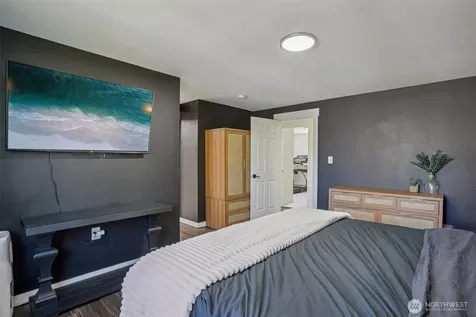 107 105th Street Ct E Tacoma WA 98445
