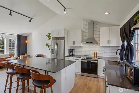 107 105th Street Ct E Tacoma WA 98445