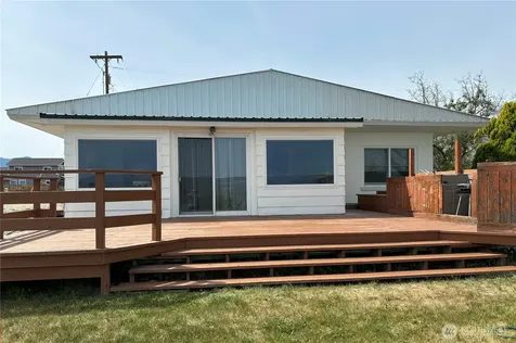 622 1st Street Brewster WA 98812
