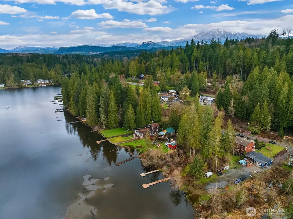 1414 Lake Roesiger Drive Snohomish WA 98290