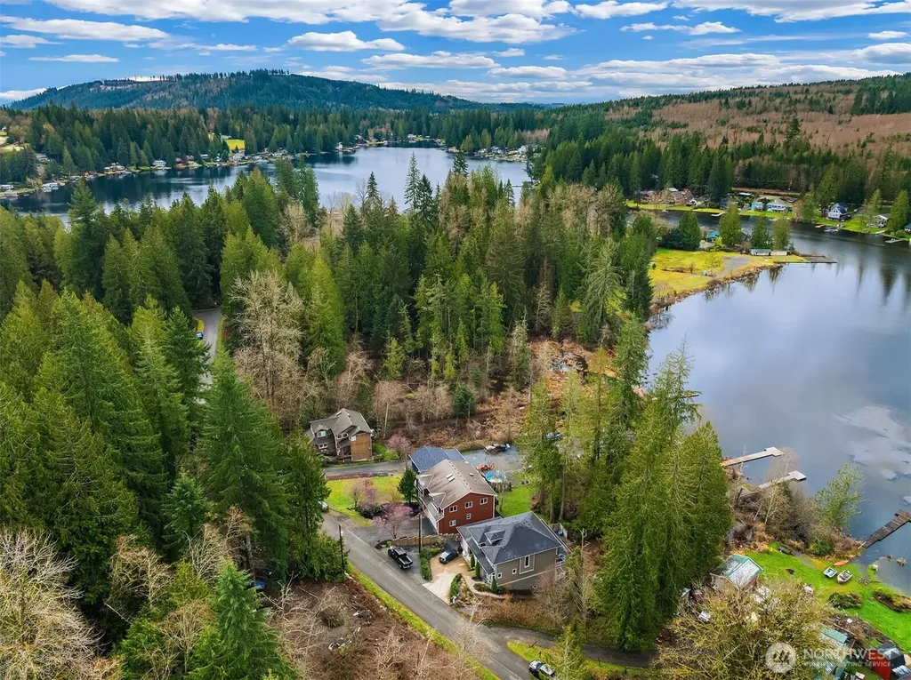 1414 Lake Roesiger Drive Snohomish WA 98290