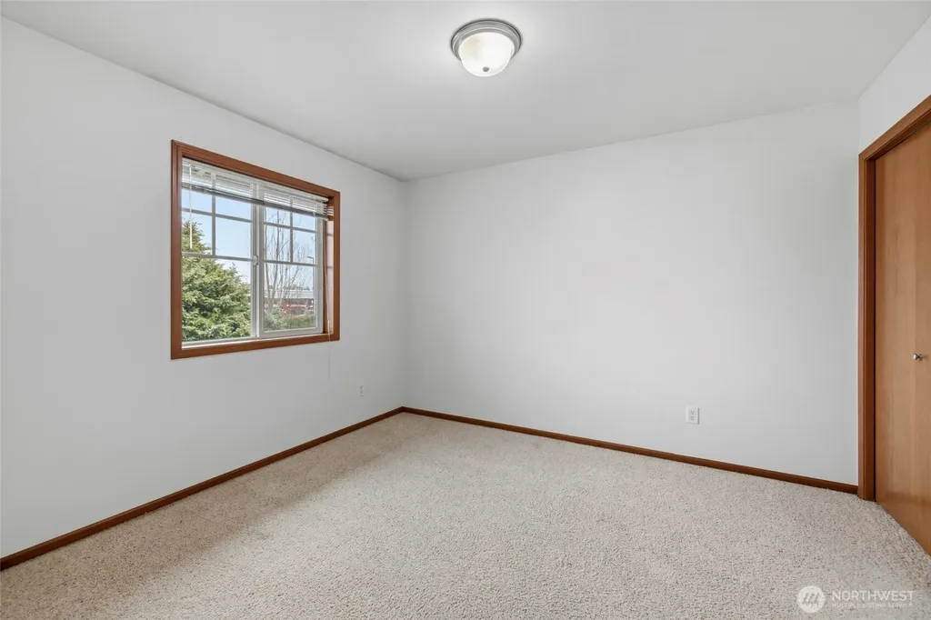 557 Neff Circle Burlington WA 98233