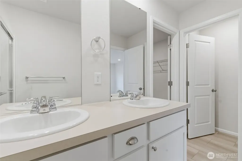 430 NE Ridge Point Boulevard Belfair WA 98528