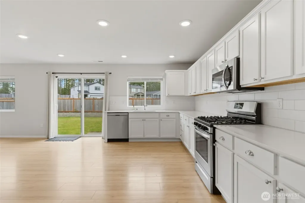 430 NE Ridge Point Boulevard Belfair WA 98528