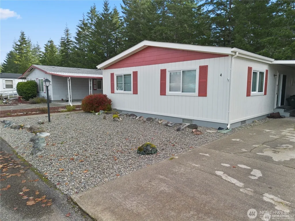 4 Blitzen Lane Shelton WA 98584