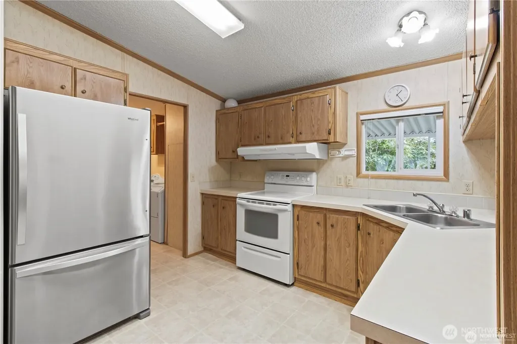 4 Blitzen Lane Shelton WA 98584