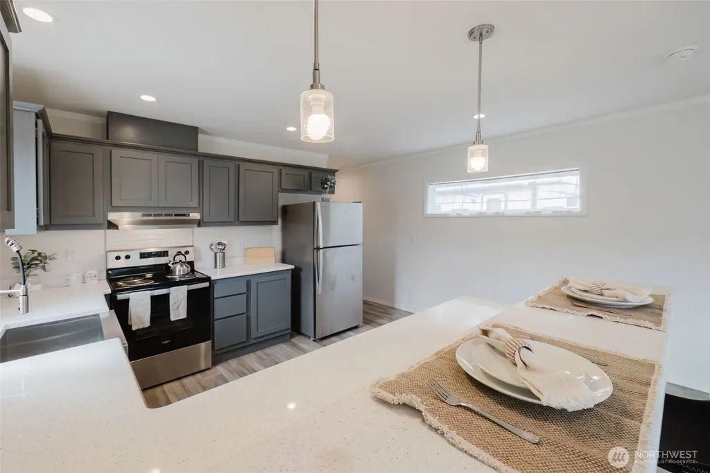 60 NE Kappert Cove Road Belfair WA 98528