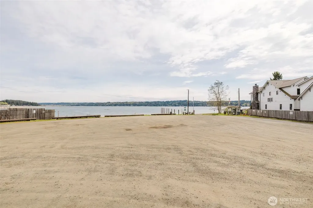 60 NE Kappert Cove Road Belfair WA 98528