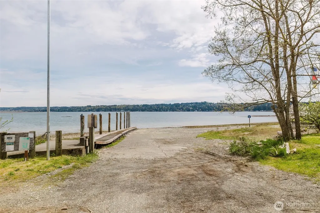 60 NE Kappert Cove Road Belfair WA 98528
